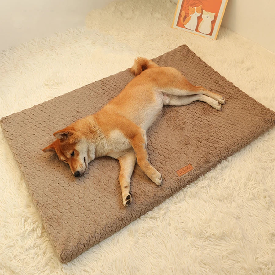 Winter Plush Dog Bed Mat: Soft, washable sofa mat for pets.