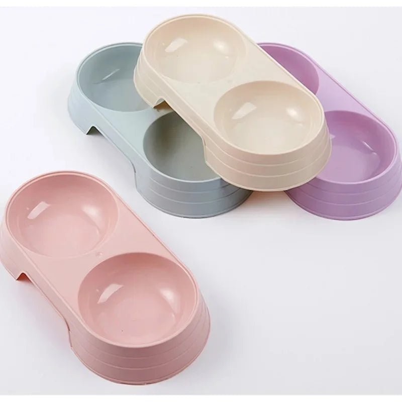 Double Pet Bowls: No-spill resin station, premium feeder for cats and dogs.