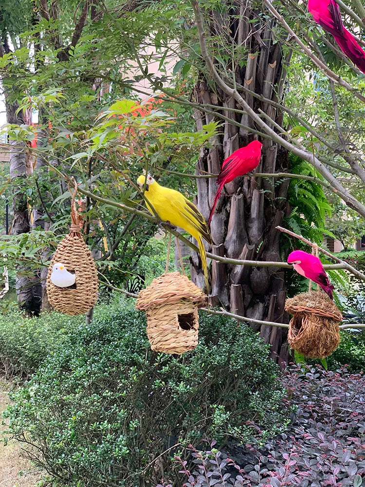 Simulation Parrot Decoration: Add Charm to Your Garden!