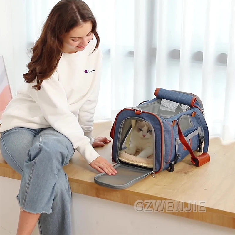 Pet Carrier Bag: Portable for dogs and cats.