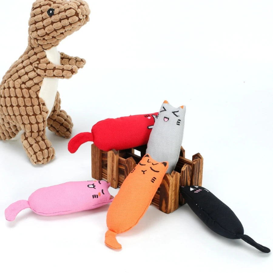 Rustle sound catnip toy: Keeps kittens entertained, aids teeth care.