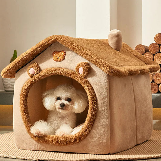 Cozy Cat & Dog House: Winter villa for your pet's comfort.